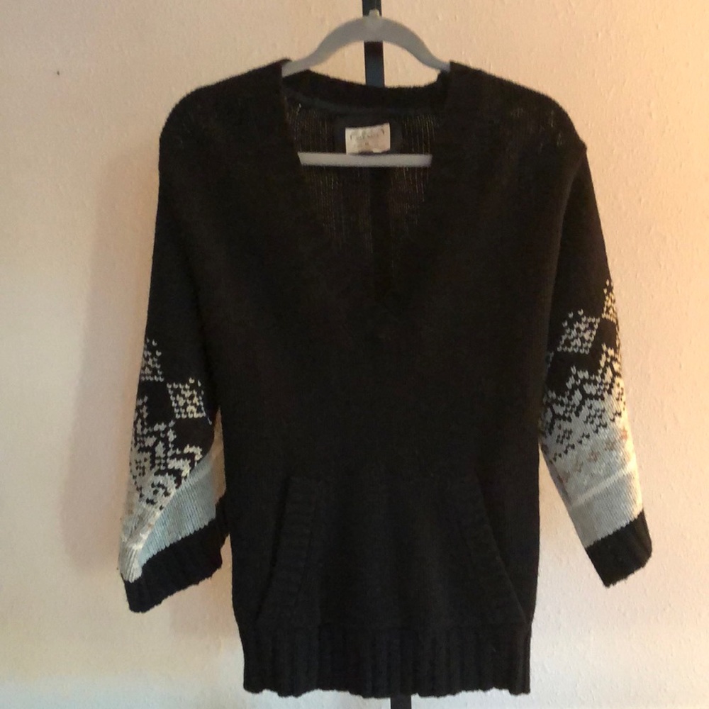Old Navy Size Medium Black Sweater